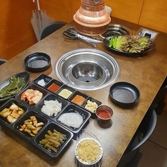 韓国が大好きな女子同士の集まりなどの女子会利用もできます。お席も様々なタイプがございますので、お気軽にお越しください。