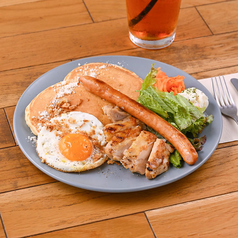 グリルチキンパンケーキ