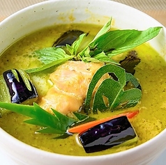 鶏肉入りグリーンカレー(ライス別)