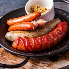 自家製ソーセージ盛合せ