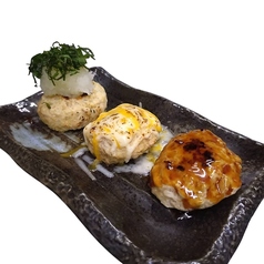 【一品】軟骨入り粗挽き3色つくね