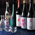 月替わり隠し酒　旬の地酒が楽しめます
