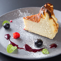 料理メニュー写真&nbsp;【HALF DOLCE】生バスクチーズケーキ