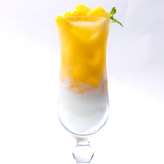 誕生月の花モクテル 1月シンビジウム