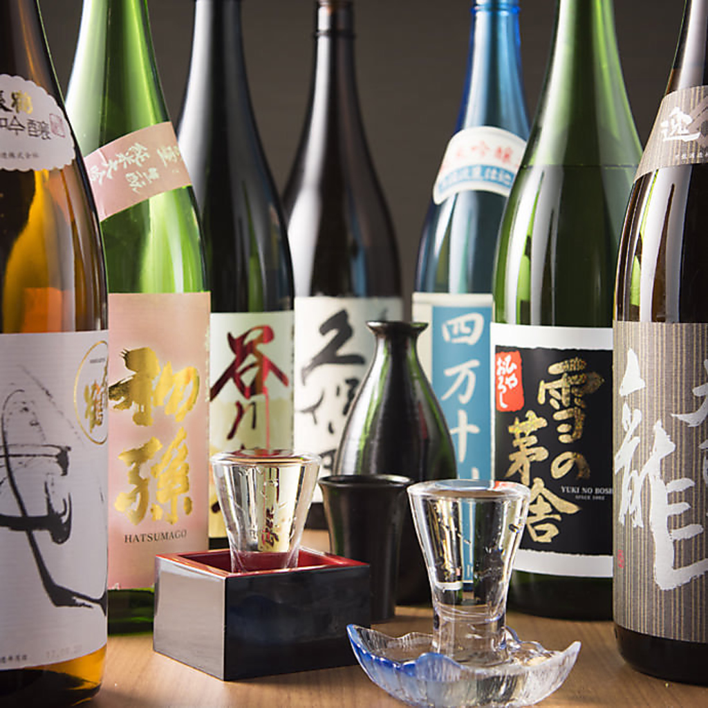 旨い肴×旨い酒、和食の基本です。各種日本酒を取り揃えております。