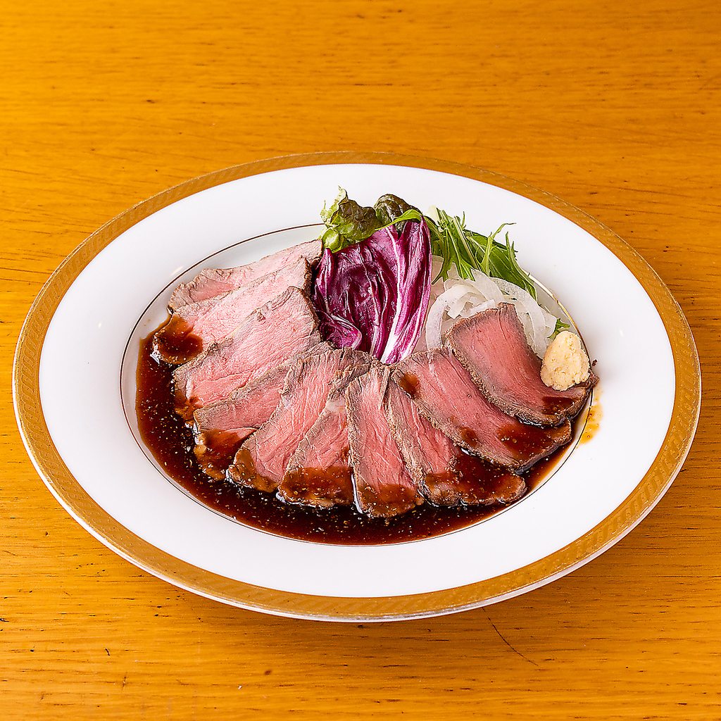 ビールやワインと相性抜群のメニューが勢揃い★仕事帰りや友人との食事に◎気軽にお立ち寄りください