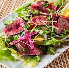 和牛ローストビーフサラダ