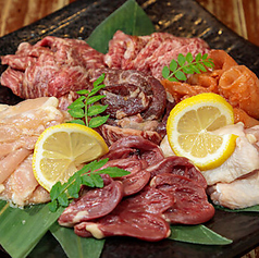 鶏と牛の焼肉店　五分五分の特集写真