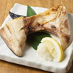 ブリカマの塩焼き