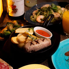 自家製三元豚のサルシッチャ