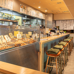 揚げたてねりもん おでんのじんべえの雰囲気2