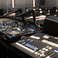 梅田で貸切☆無料レンタル設備充実♪チェキや音響設備等