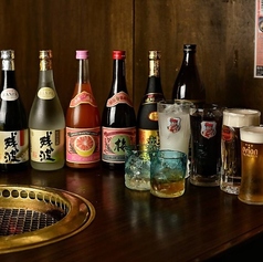 沖縄の夜を彩る「オリオンビール＆泡盛」が勢揃い