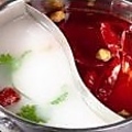 料理メニュー写真&nbsp;極品二色鍋(大)
