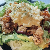 タマゴがたっぷり使用された手作りのタルタルソース☆