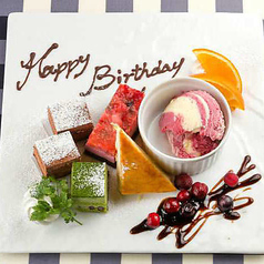 【誕生日・記念日】サプライズメッセージ入りデザートプレート(要予約)