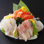肉厚で新鮮なお刺身盛り合わせが当店の自慢です◎３種盛り☆
