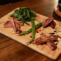 隠れ家的空間で味わう◎本格イタリアンと夜カフェ文化