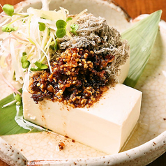 冷奴~とろろ昆布とサクサク醤油で~