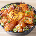 料理メニュー写真&nbsp;韓国風サーモン丼