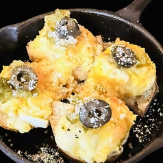 燻製玉子の焼きポテサラの写真