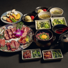 「和」をテーマにした焼肉と創作料理。