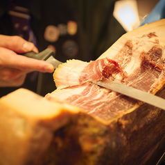 ハモン イベリコ(スペイン産生ハム)18カ月熟成 Jamon Iberico