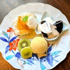 プチデザート盛り合わせ