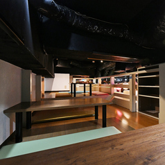 2名様専用のお席のご用意がございます。デートなどにもおすすめのお席です。ゆったりとした座敷で、心地よい雰囲気の中、特別な時間をお過ごしください。大切な人との会話も弾むこと間違いなしです☆