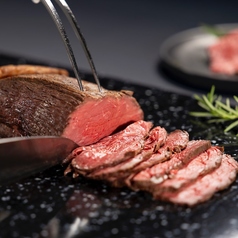 【食べ放題】本気の肉メニュー＆多彩なブッフェ の写真