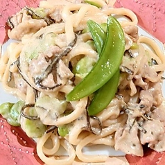 そら豆と豚肉の塩昆布クリームうどん