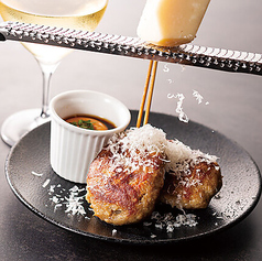 トリュフ香る自慢の鶏つくね