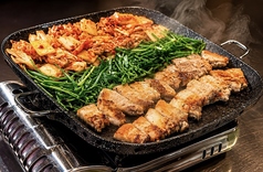 サムギョプサル 韓国料理 小さな韓国 あぷろ博多店の写真2