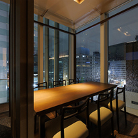 【夜景×テーブル個室】接待や記念日、会社宴会まで。