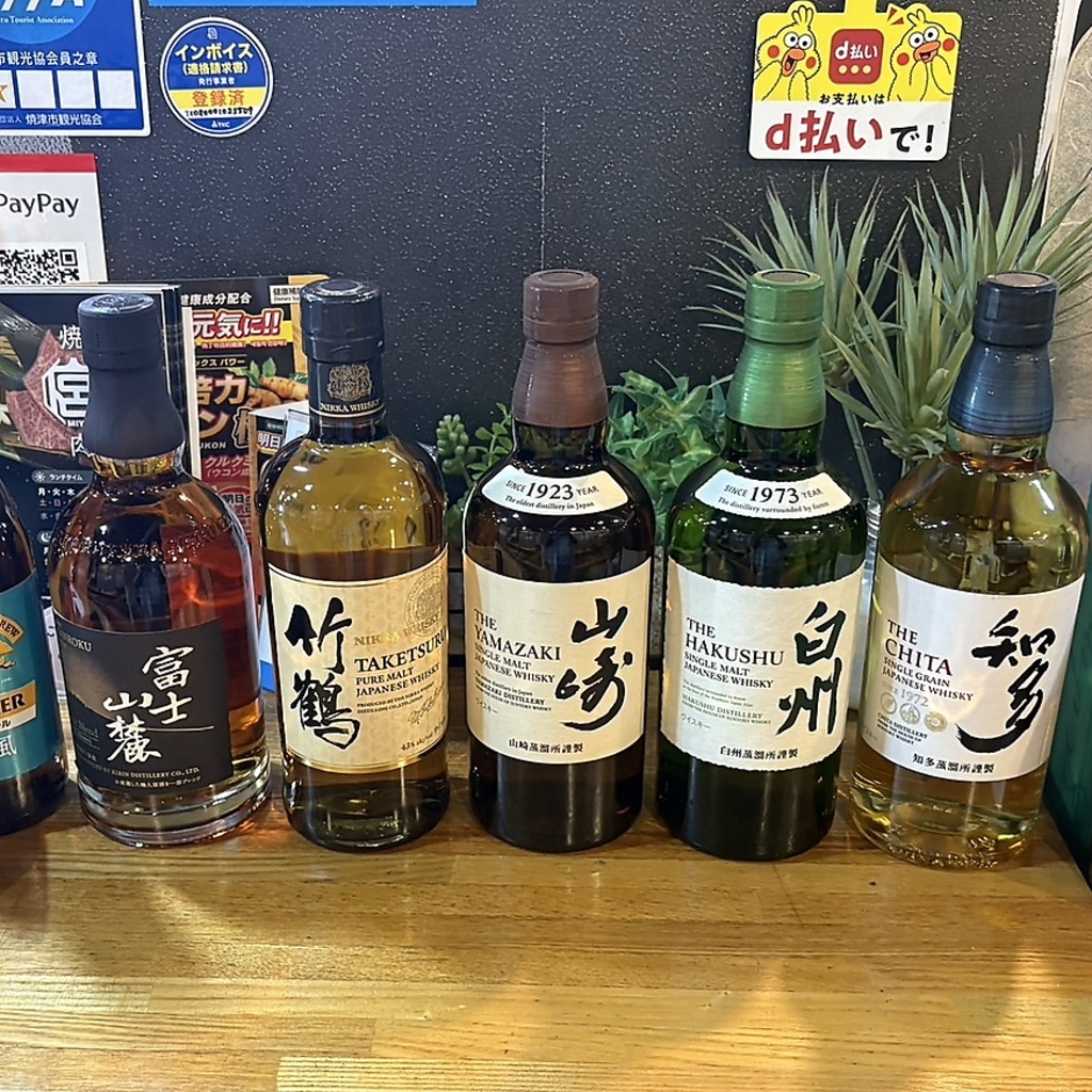 アルコールにもこだわって仕入れております。上質な和牛と美味しいお酒で至福の時間を◎