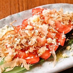 冷やしトマト~オカカとチーズとオリーブオイル~