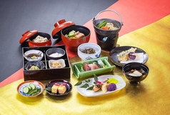 琉球料理と琉球舞踊 四つ竹 久米店のコース写真