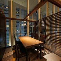 【夜景×テーブル個室】大切なお客様に喜ばれる特等席。