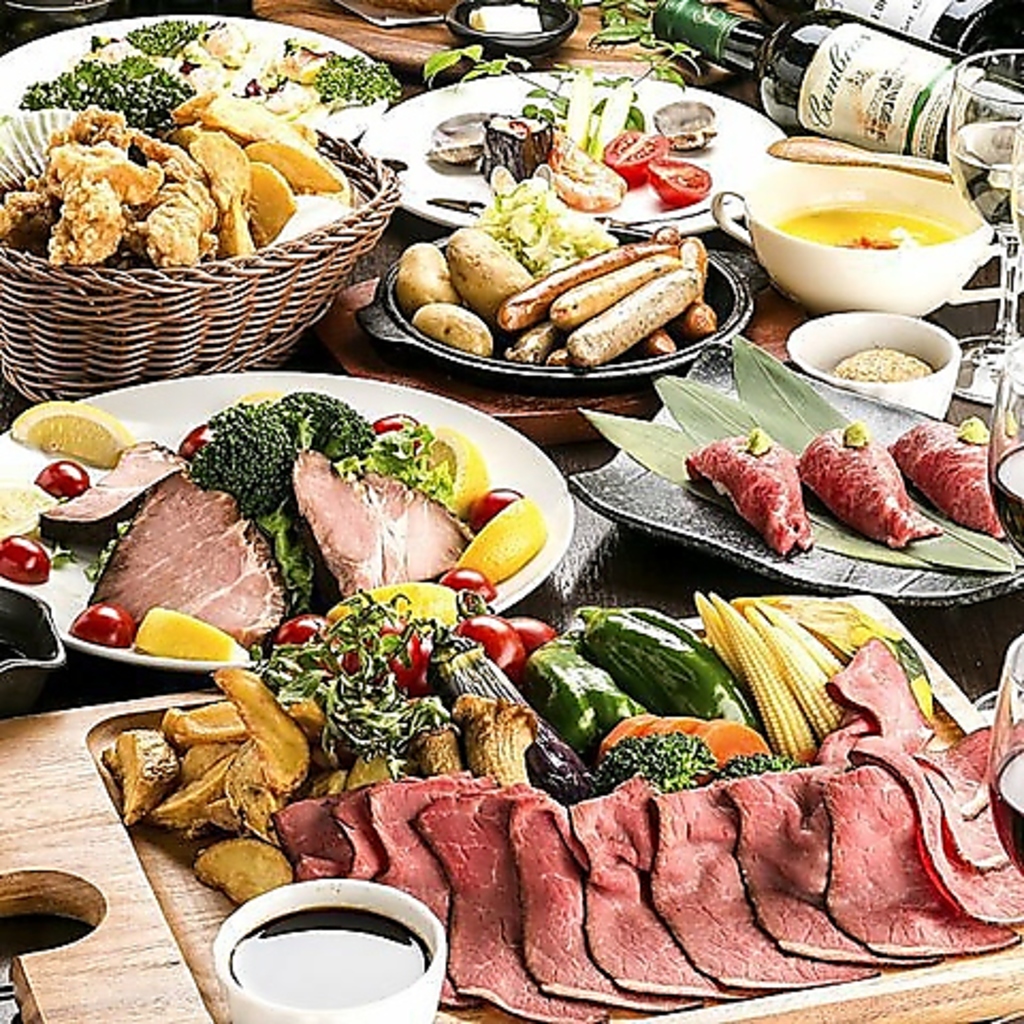 食べ放題コース3280円～！話題の肉寿司やUFOチキンなど豪華料理食べ放題！