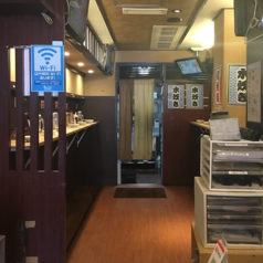 【多様なシーンに◎】1名様～利用可能なカウンター席を完備★様々なシーンにご利用ください！※画像は系列店