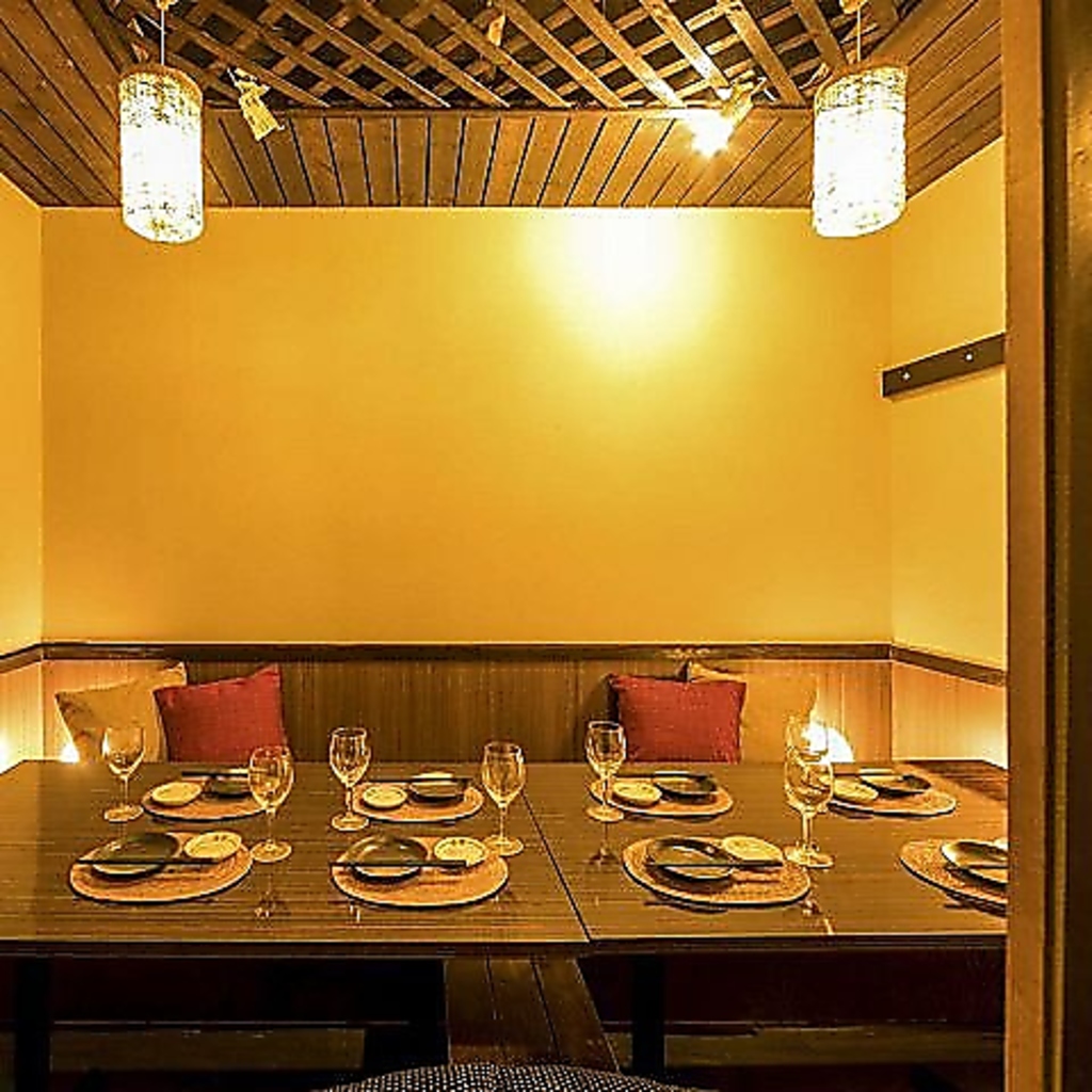 大人数様でも個室でご案内可能！貸切のご予約も承っております！お気軽にお問い合わせください！