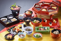 琉球料理と琉球舞踊 四つ竹 久米店のコース写真