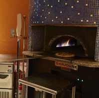 ピッツァイヨーロが焼く