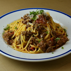 肉だらけのミートソースパスタ