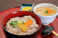 もち豚丼(ミニうどん付)