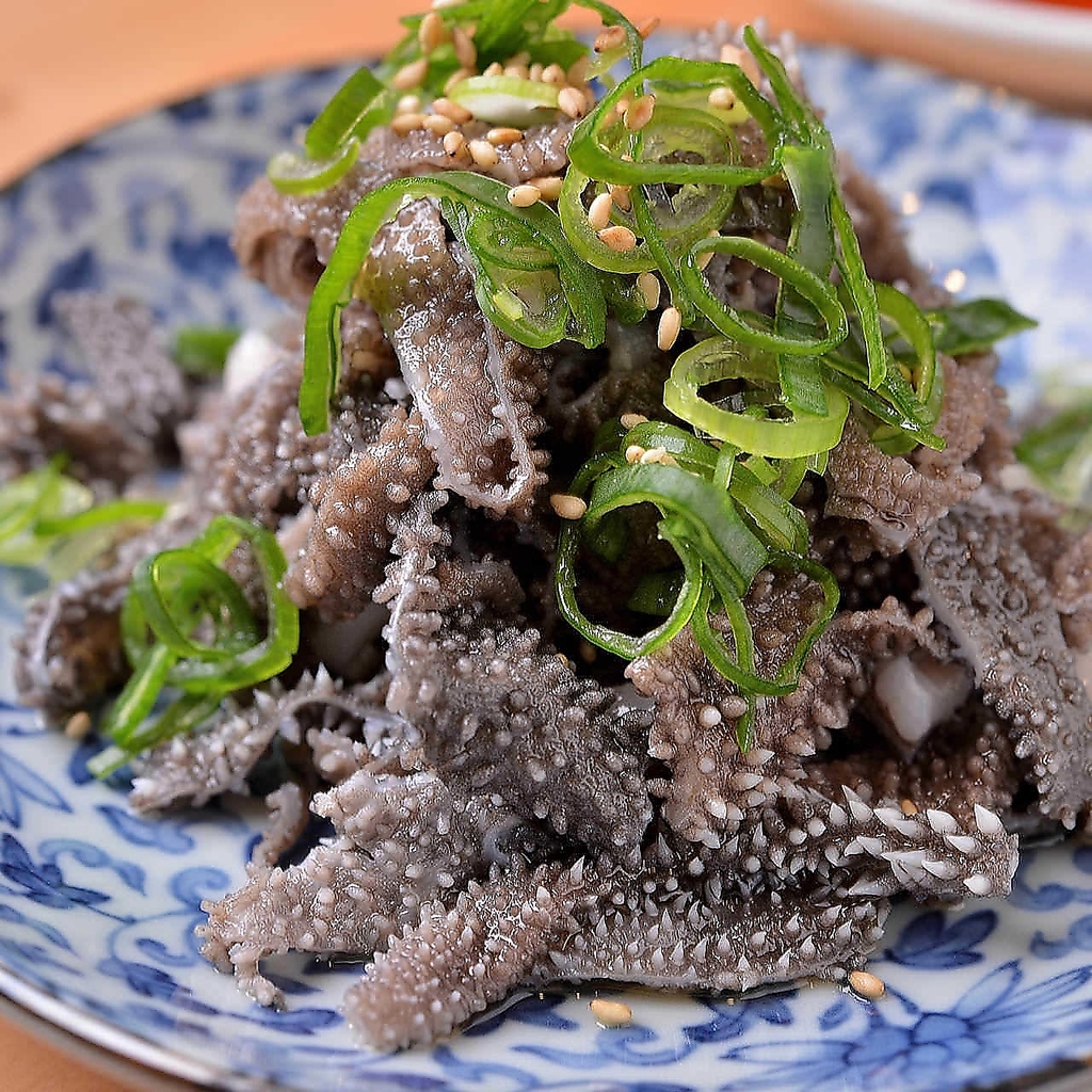 お酒と相性抜群！センマイ刺など新鮮な生ものをご用意！