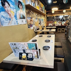 1階のテーブル席