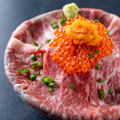 料理メニュー写真 肉ドレス海鮮丼
