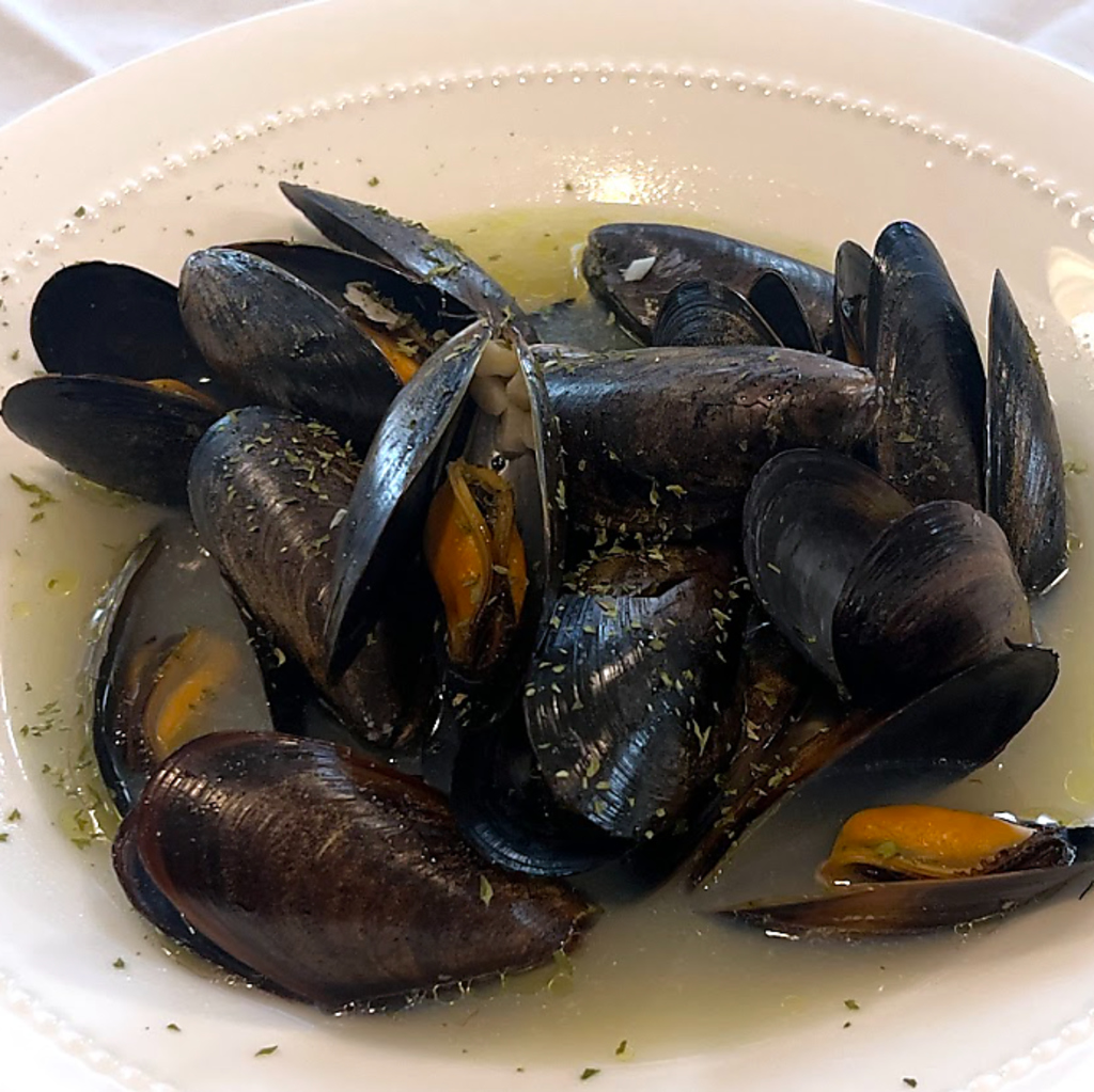 ムール貝のワイン蒸し