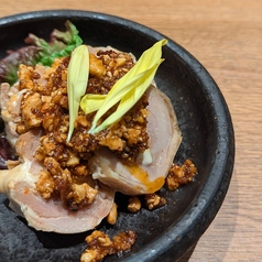 鶏のブルーチーズ巻き～蜂蜜ラー油かけ～